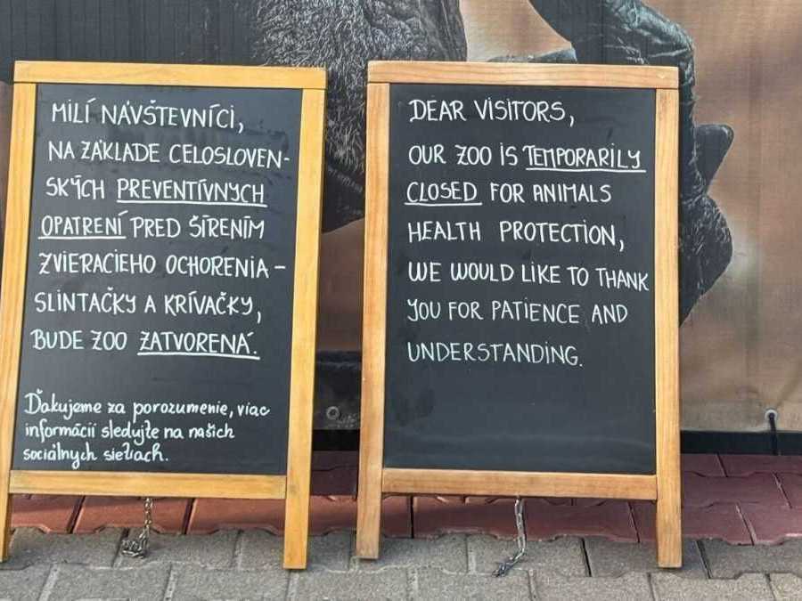 Oznam pred Zoo Bratislava.