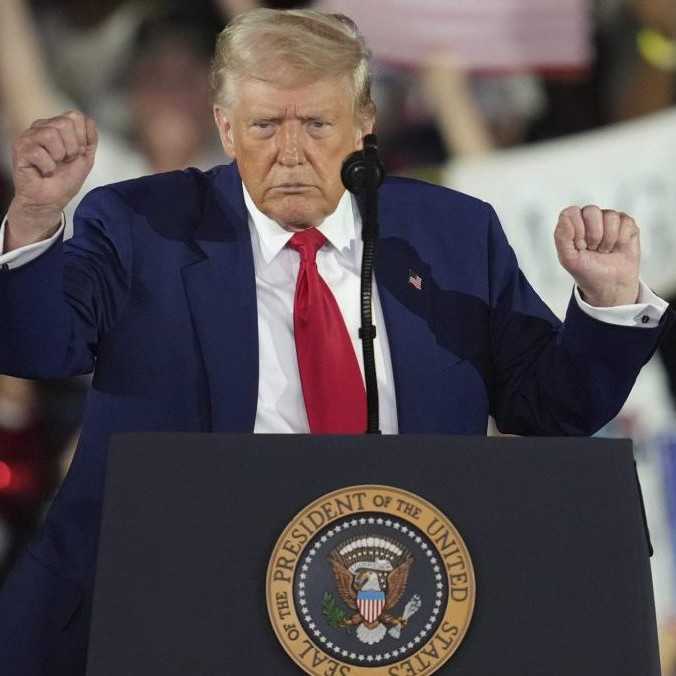 Donald Trump chce premenovať Deň vojnových veteránov a Deň víťazstva v Európe, aby sa mohli sláviť úspechy USA