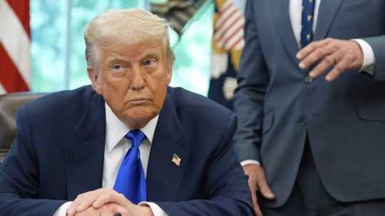 Synovia Donalda Trumpa majú rozbehnuté projekty za miliardy dolárov. Zarába na tom aj americký prezident