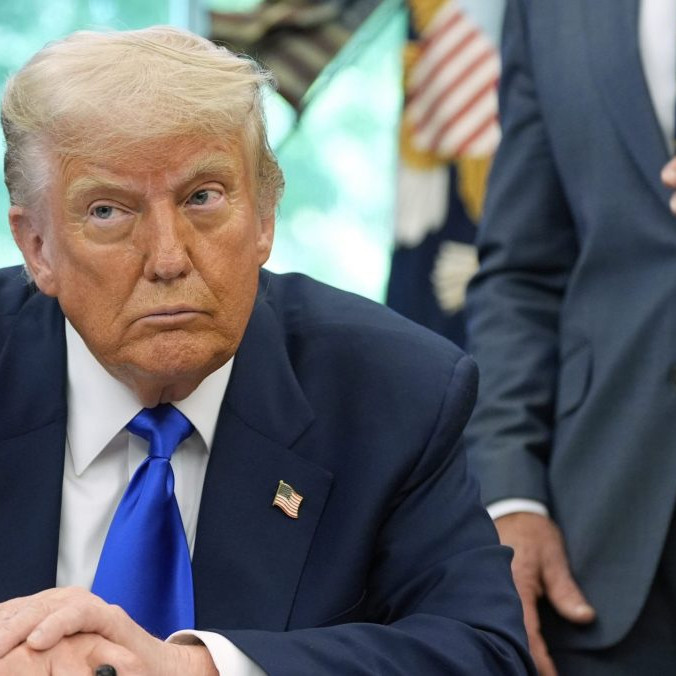 Synovia Donalda Trumpa majú rozbehnuté projekty za miliardy dolárov. Zarába na tom aj americký prezident