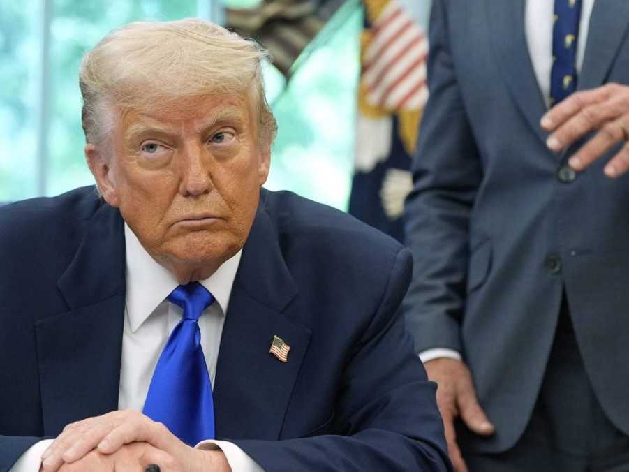 Synovia Donalda Trumpa majú rozbehnuté projekty za miliardy dolárov. Zarába na tom aj americký prezident