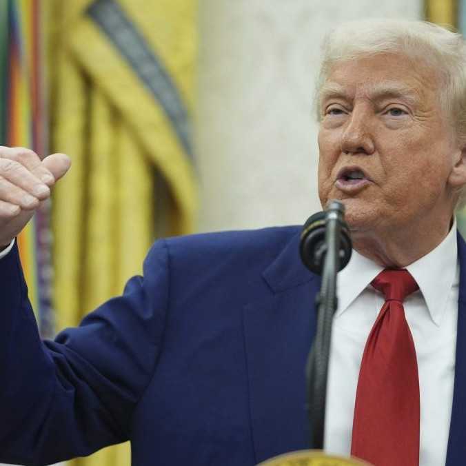 Trump prekročil svoje právomoci, tvrdí americký súd. Zablokoval jeho odvetné clá