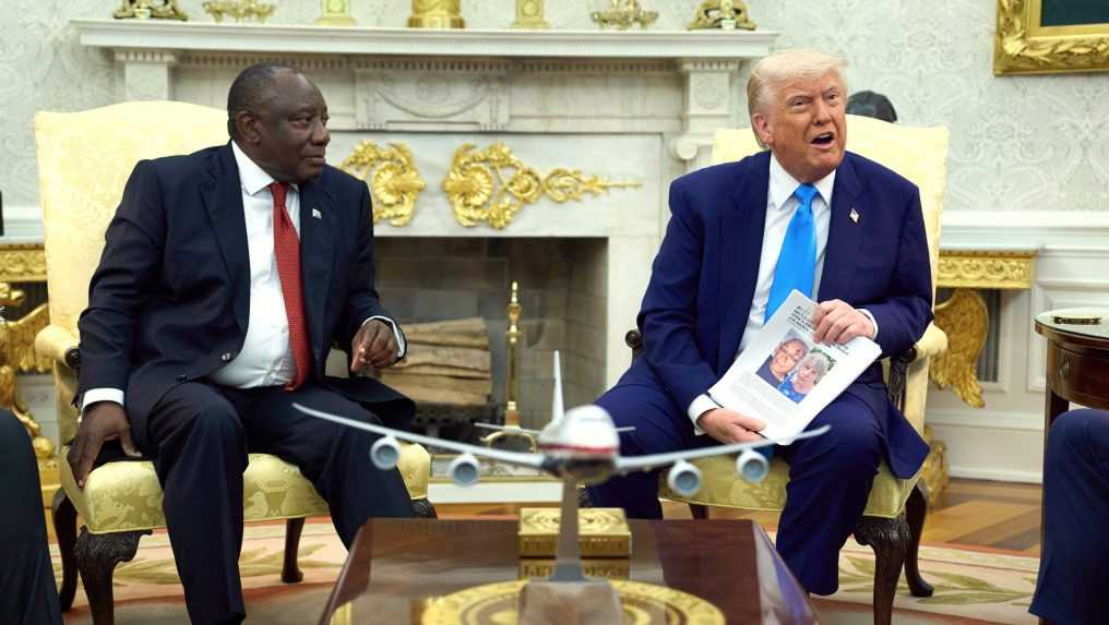 D. Trump na stretnutí s prezidentom C. Ramaphosom povedal, že v JAR dochádza ku genocíde belochov