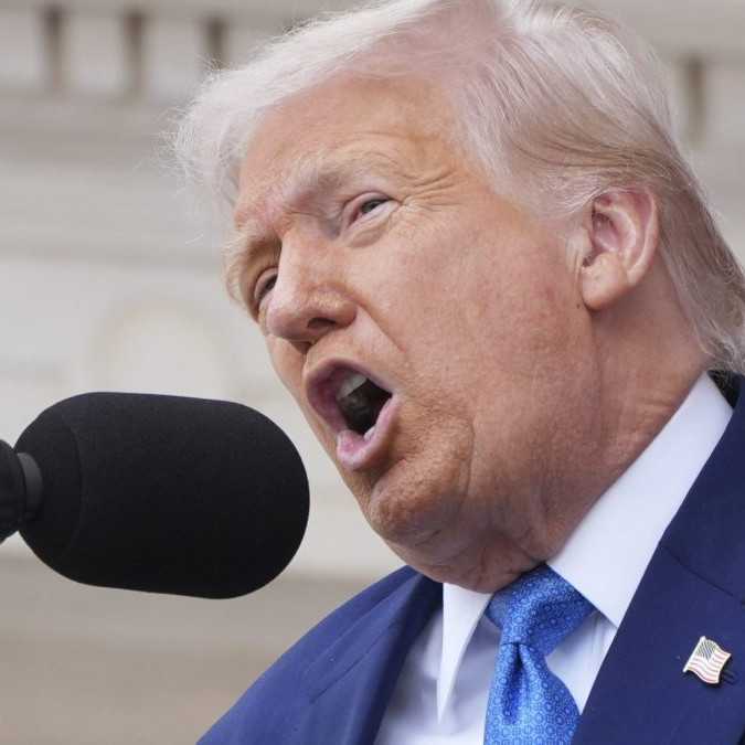 Trump si naštudoval Orbánovu autoritársku príručku: Expertka nevylúčila, že by sa pokúsil vládnuť aj tri obdobia