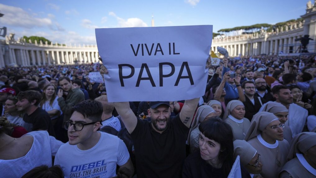Ã„Â½udia vo VatikÃƒÂ¡ne po zvolenÃƒÂ­ novÃƒÂ©ho pÃƒÂ¡peÃ…Â¾a.