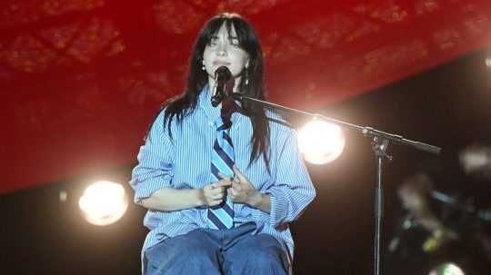 Na snímke Billie Eilish.