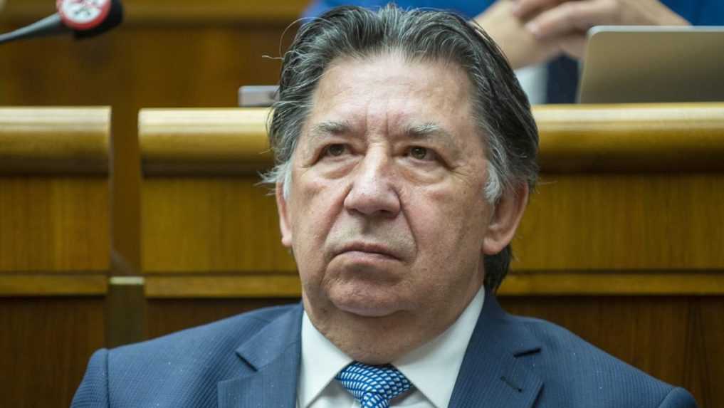 Polícia obvinila exministra životného prostredia J. Budaja, mal napáchať škody za vyše pol milióna