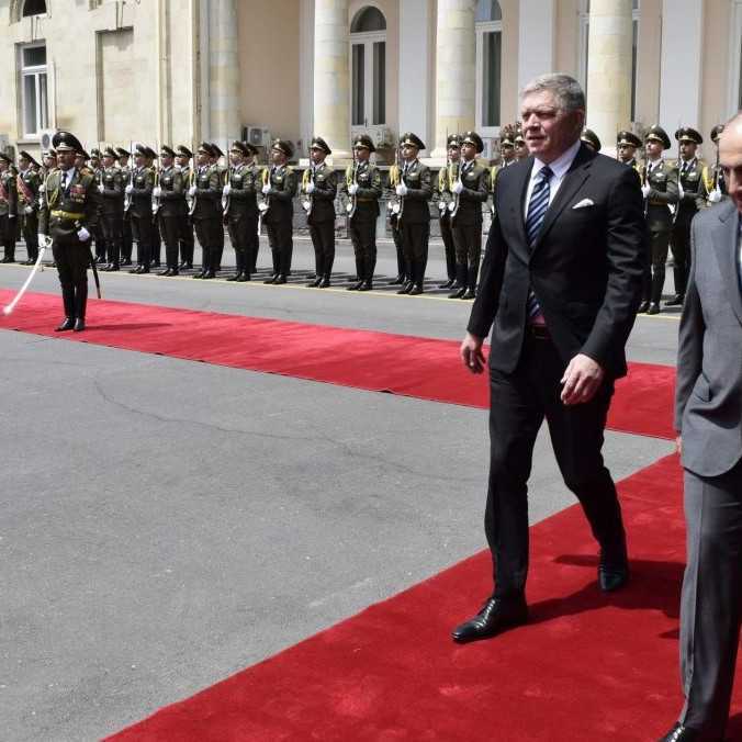 R. Fico sa v Arménsku stretol s prezidentom i premiérom.  Spoluprácu vidia v obrannom priemysle a v jadrovej energetike