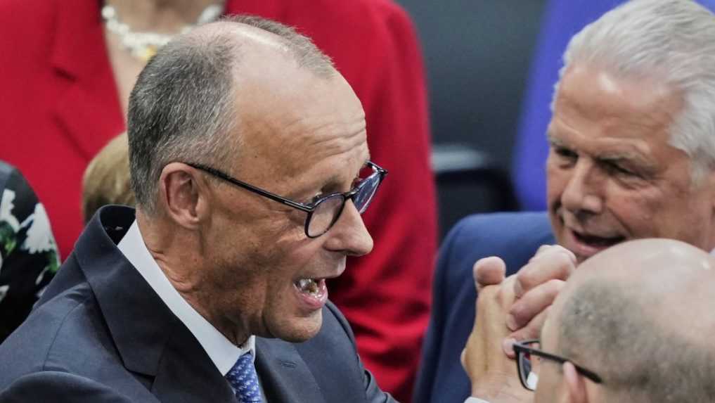 Friedrich Merz sa stal nemeckým kancelárom, poslanci ho zvolili v druhom hlasovaní