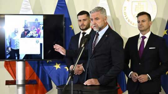 Na snímke zľava Richard Glück, Tibor Gašpar a Juraj Gedra.