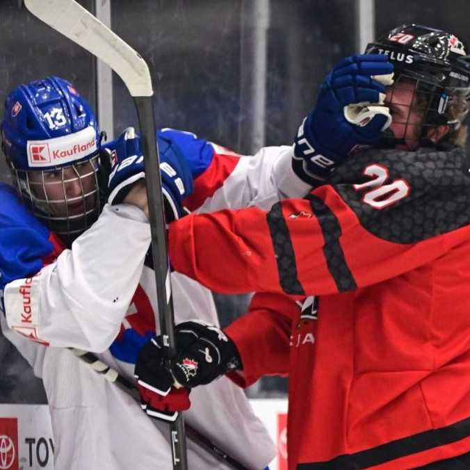MS v hokeji do 18 rokov: Odplata Kanade nevyšla, Slováci budú tretí rok po sebe bojovať o bronz