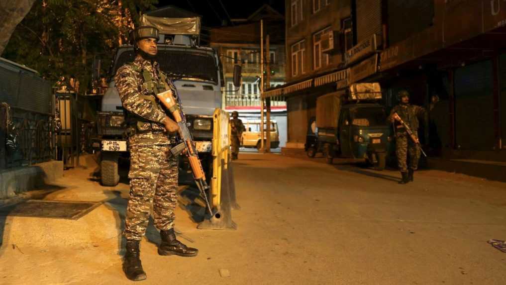 India zasiahla proti teroristom v Pakistane. Udrela na viacerých miestach vrátane Kašmíru