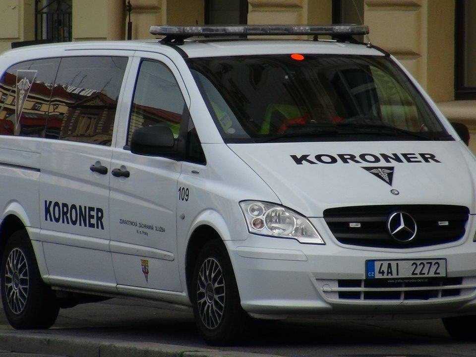 auto súdneho lekára