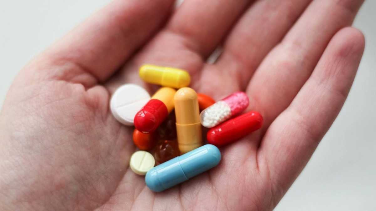 &Scaron;t&aacute;tny &uacute;stav upozorňuje na falo&scaron;n&eacute; lieky dostupn&eacute; na internete. Upozorňuje na možn&eacute; zdravotn&eacute; rizik&aacute;