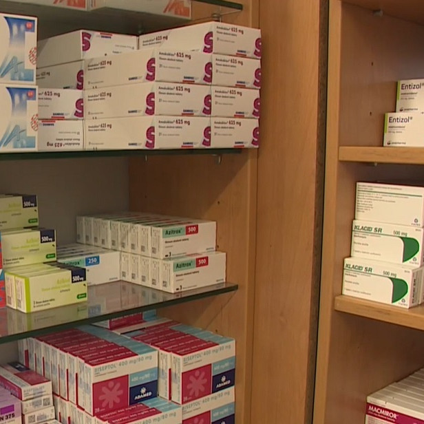 Generické lieky môžu zdražieť alebo sa úplne vytratiť z predaja. Môže za to nová smernica EÚ
