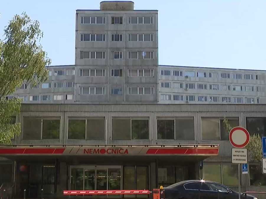 Na ilustračnej snímke nemocnica v Bratislave.