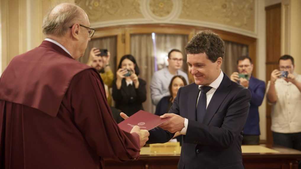 Novozvolený rumunský prezident Nicušor Dan zložil prísahu: Budem brániť demokraciu a základné slobody občanov
