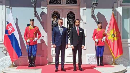Na snímke Peter Pellegrini a Jakov Milatovič.