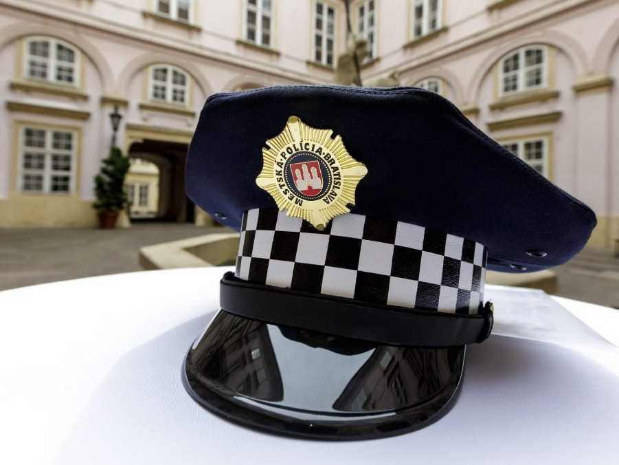 Ilustračná snímka - Policajná čiapka.