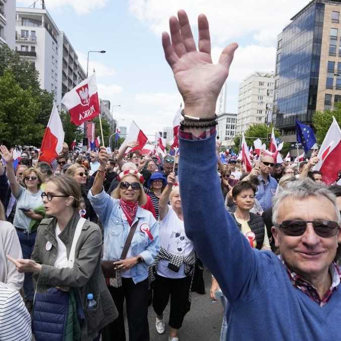 O prezidentské voľby v Poľsku je záujem, zo zahraničia sa prihlásil rekordný počet ľudí