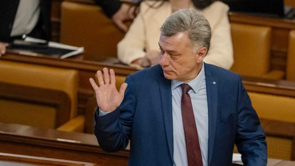 Český minister spravodlivosti Blažek podal demisiu po kauze s bitcoinmi, hoci si nie je vedomý porušenia zákona
