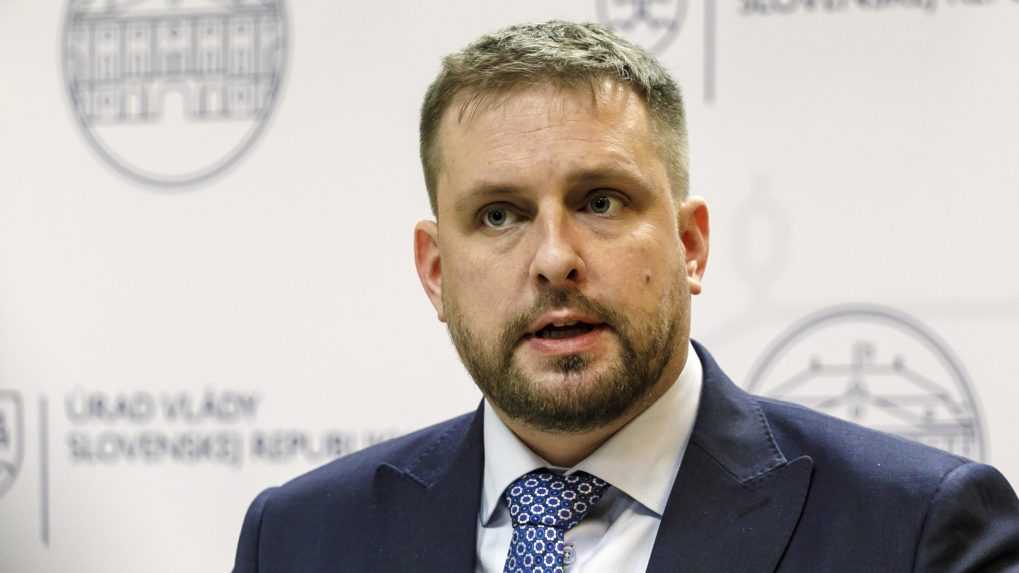 Súčasťou výstavby nemocnice vo Vajnoroch musí byť aj dopravné riešenie, hovorí starosta. Lekári s miestom nesúhlasia