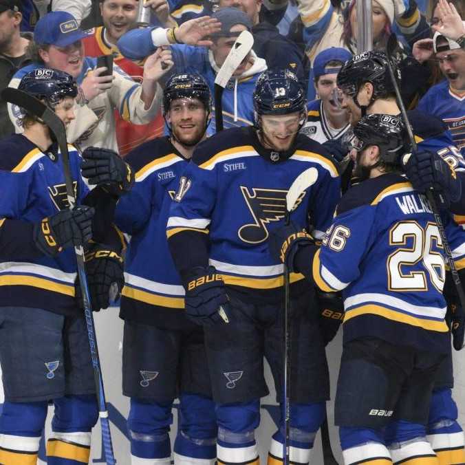 Hokejisti St. Louis zdramatizovali sériu proti Winnipegu a vynútili si rozhodujúci siedmy duel