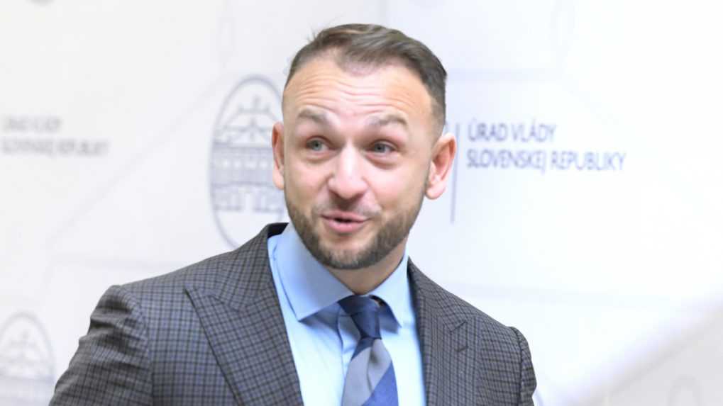 Minister vnútra chce zvyšovať kauciu na kandidovanie do NR SR. Ústavný súd s tým môže mať problém, upozorňuje právnik