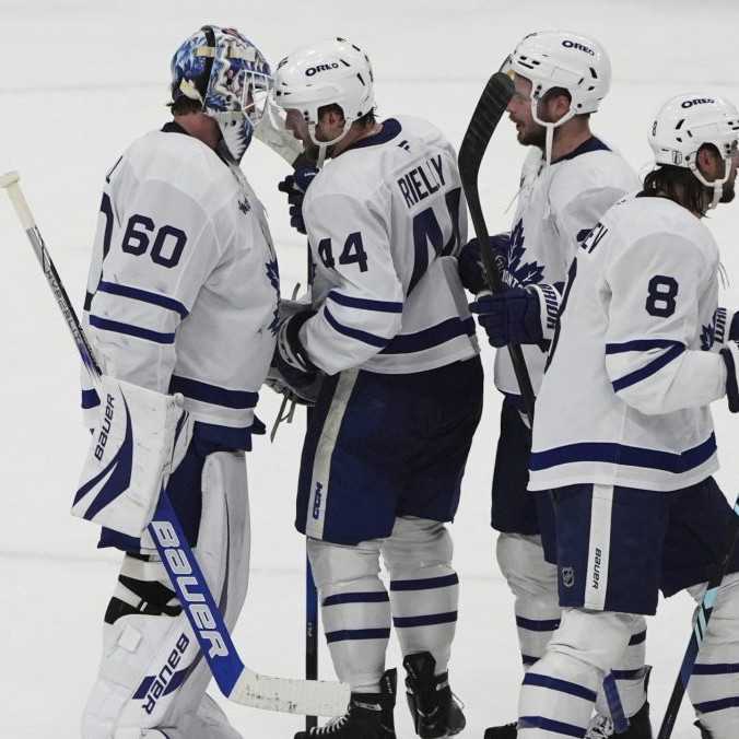 NHL: Toronto odvrátilo mečbal Floridy a vynútilo si rozhodujúci siedmy zápas