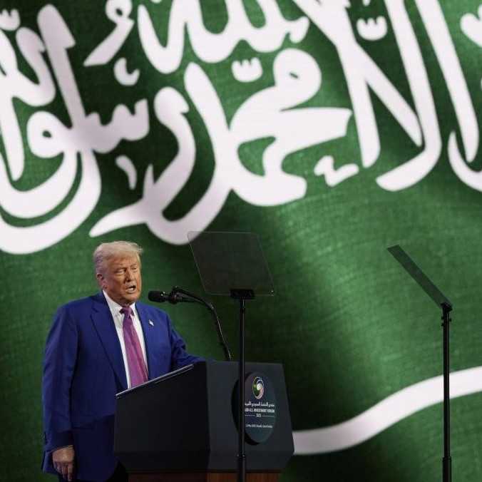 Donald Trump oznámil, že zruší všetky sankcie uvalené na Sýriu. Nové vedenie krajiny si podľa neho zaslúži šancu