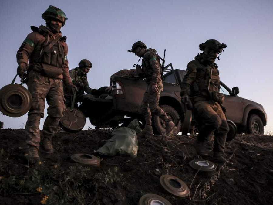 Na snímke sú ukrajinskí vojaci.