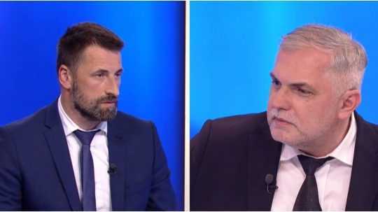 Na snímke zľava Marián Viskupič a Roman Michelko.