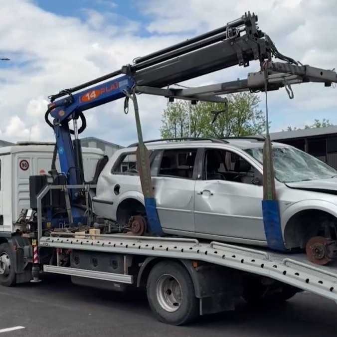 V Košiciach otvorili prvé zberné parkovisko pre autovraky. Podľa odhadu sú ich v meste stovky