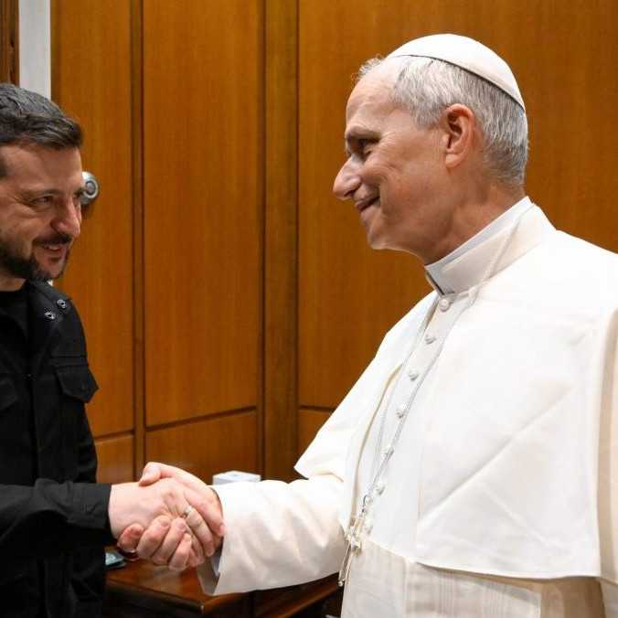 Zelenskyj sa poďakoval pápežovi za ochotu hostiť mierové rokovania medzi Ruskom a Ukrajinou