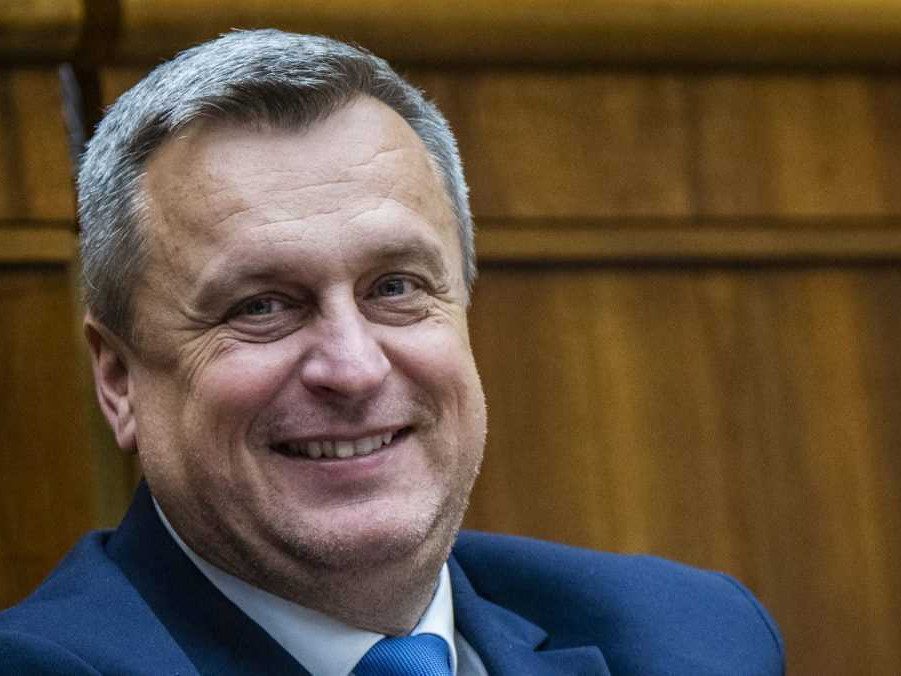 Andrej Danko urobí všetko pre to, aby bola transakčná daň zrušená.