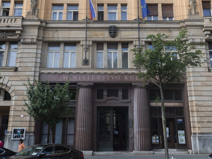 Na snímke budova, v ktorej sídli Ministerstvo kultúry SR.