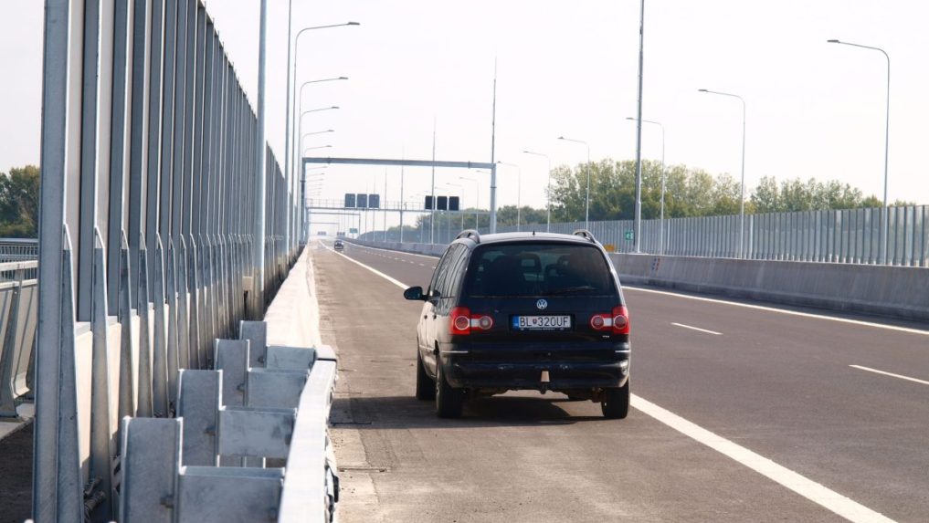Dobrá správa pre motoristov: Diaľničiari s predstihom otvorili zjazd z D1 na D4 v smere z Trnavy do Jaroviec