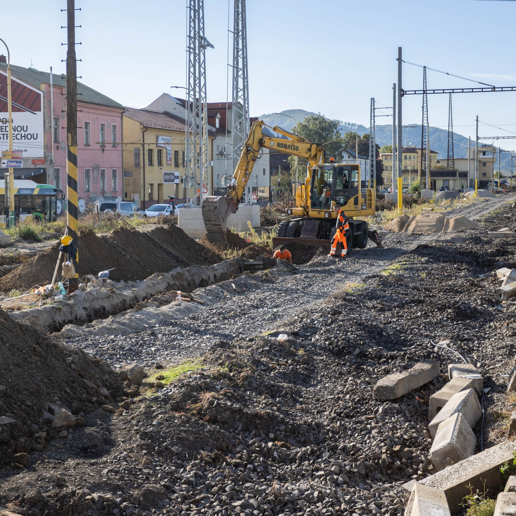 Stavba železničného uzla v Žiline bude stáť vyše 390 miliónov. Geologické podložie spôsobilo takmer ročné omeškanie