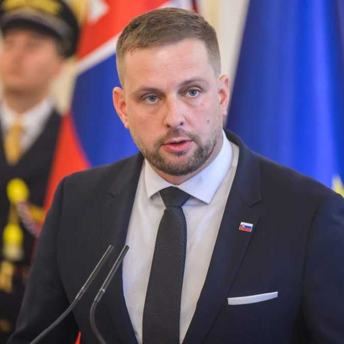 Slovensko podporuje zámery EÚ investovať do kritických liekov viac, vyhlásil minister zdravotníctva Šaško