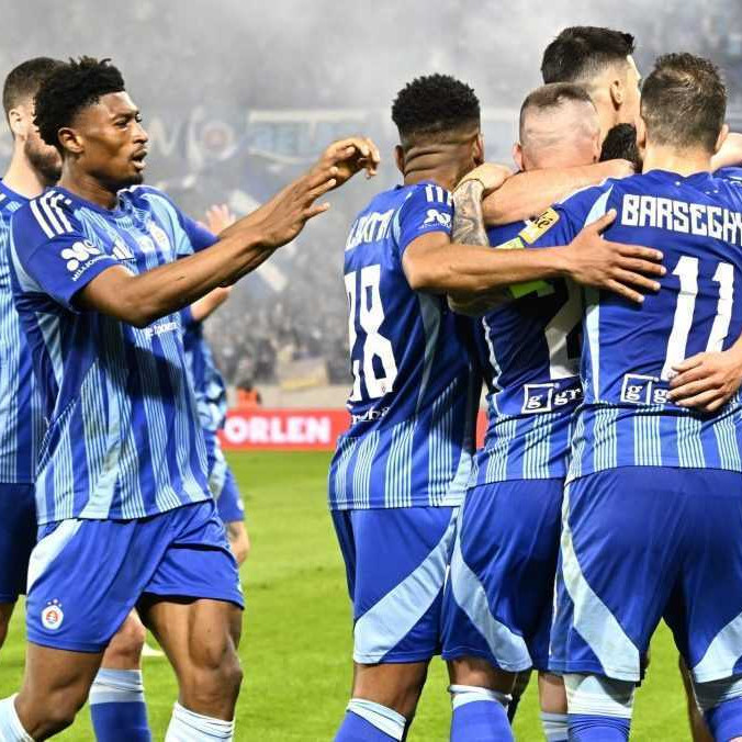 Najvyššiu návštevnosť v sezóne mal opäť Slovan. Fanúšikov lákal doma aj vonku
