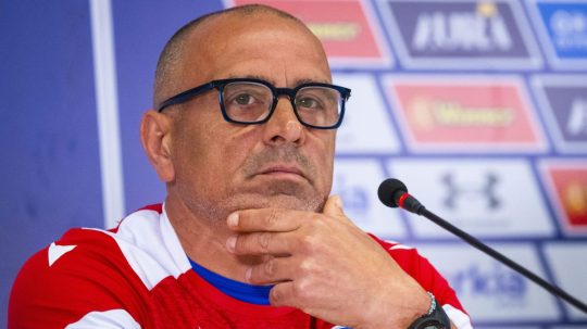 Tréner futbalovej reprezentácie SR Francesco Calzona.
