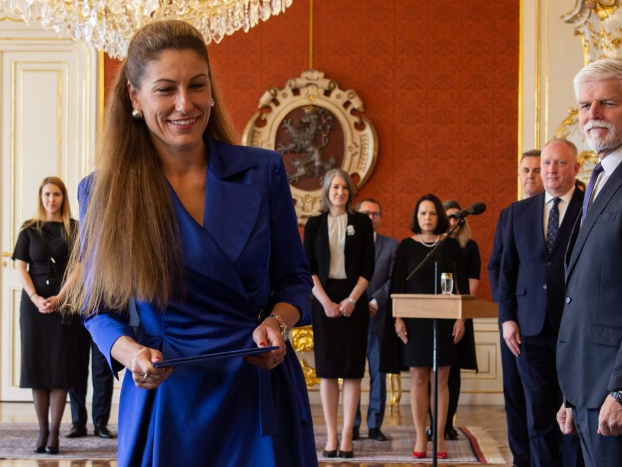 Česká vláda má pre bitcoinovú kauzu novú ministerku spravodlivosti, prezident vymenoval Evu Decroix