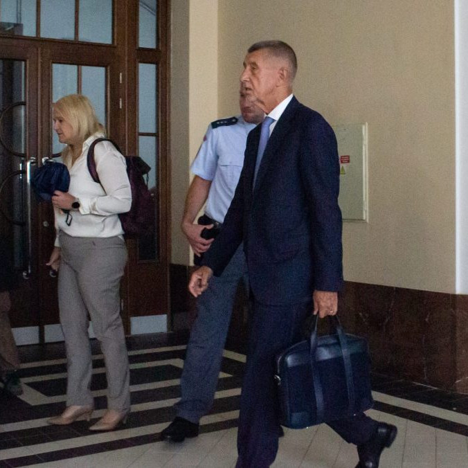 Vrchný súd v Prahe zrušil oslobodzujúci rozsudok v kauze Čapí hnízdo
