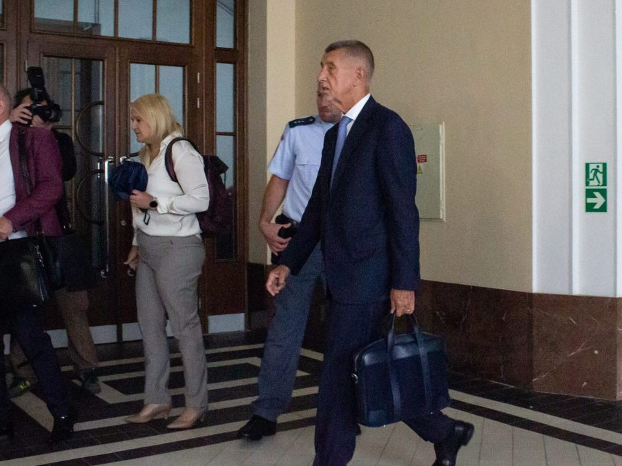 Vrchný súd v Prahe zrušil oslobodzujúci rozsudok v kauze Čapí hnízdo