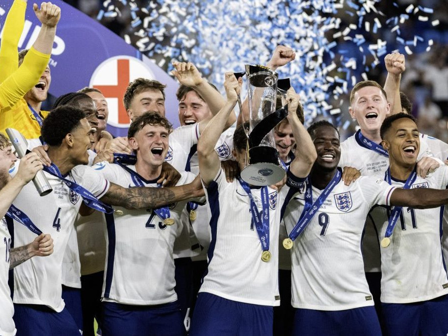 Anglicko - anglická futbalová reprezentácia do 21 rokov