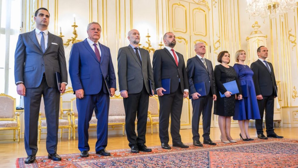 Prezident Pellegrini odovzdal poverovacie listiny ôsmim novým veľvyslancom