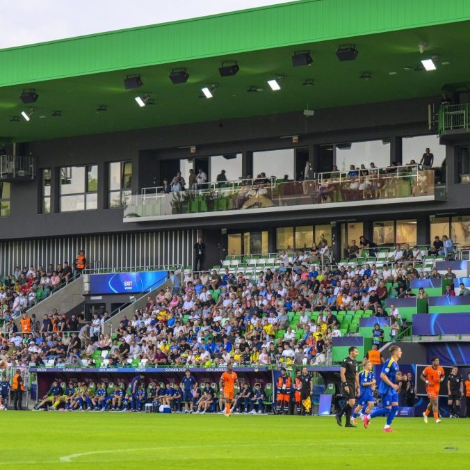 Pochvala od UEFA aj od tímov, ktoré na ňom hrali: Novootvorený štadión v Prešove zvládol prvú veľkú skúšku