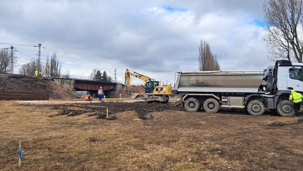 Mesto Poprad údajne odmieta odpredať investorom pozemky. Požaduje odstránenie stavieb v priemyselnom parku