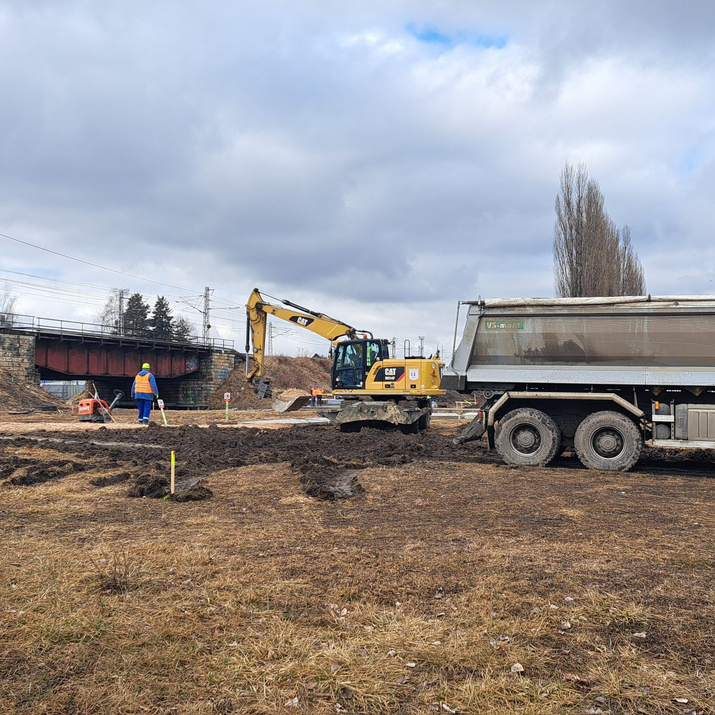 Mesto Poprad údajne odmieta odpredať investorom pozemky. Požaduje odstránenie stavieb v priemyselnom parku