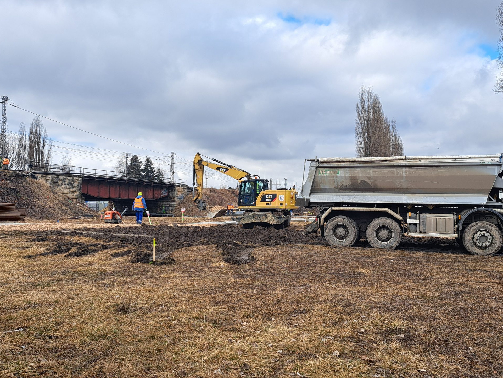 Mesto Poprad údajne odmieta odpredať investorom pozemky. Požaduje odstránenie stavieb v priemyselnom parku